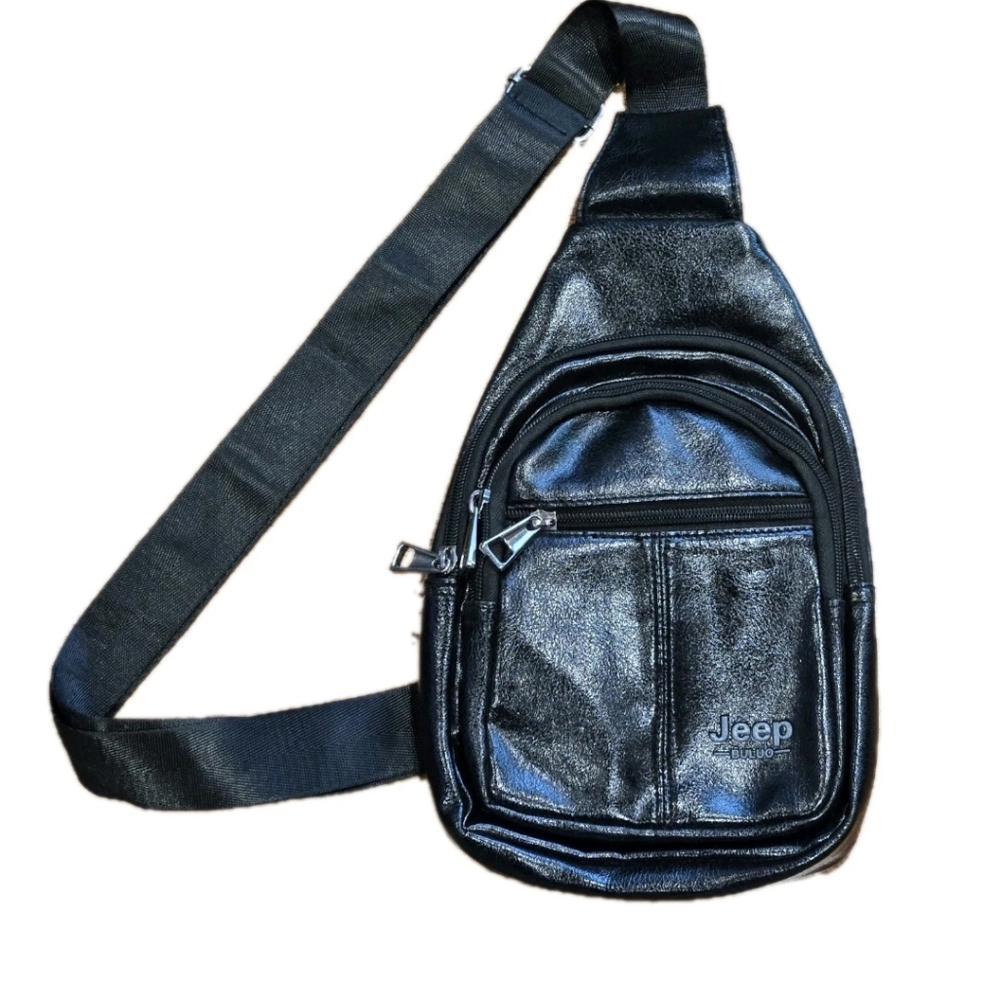 Jeep Buluo Crossbody Bag Purse Faux Leather Shiny Black Unisex EUC